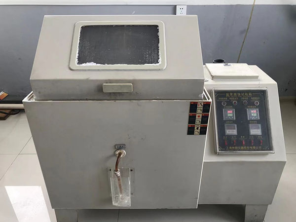 鹽霧腐蝕試驗箱